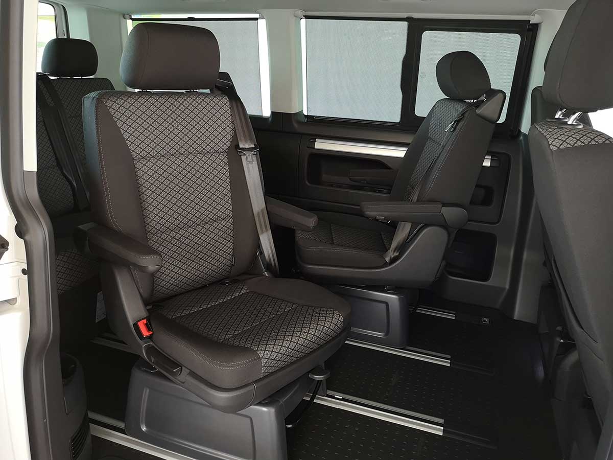 Verstellbare Sitze im Mietwagen VW T6.1 Multivan Trendline
