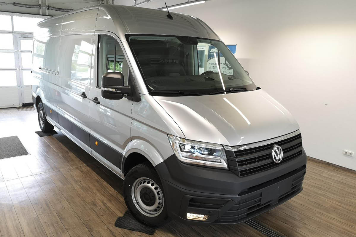 VW Crafter in Silber